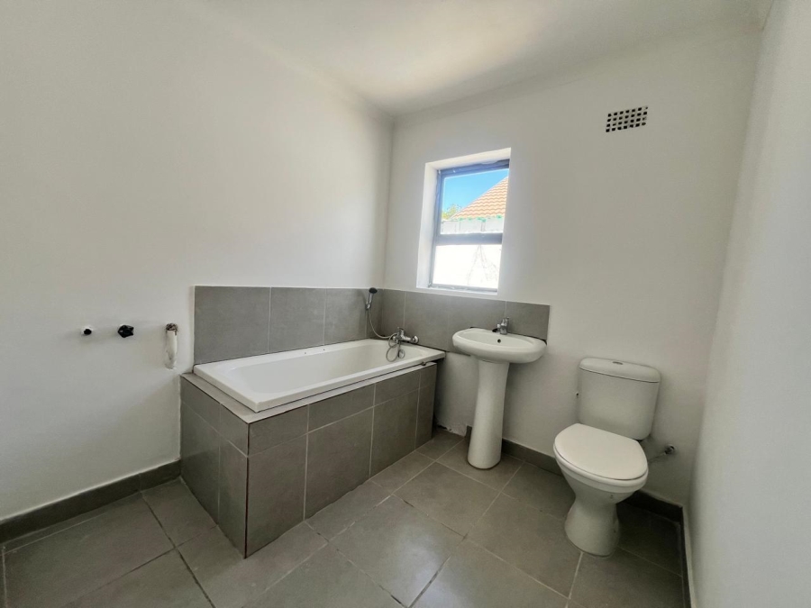3 Bedroom Property for Sale in Malibu Village Western Cape